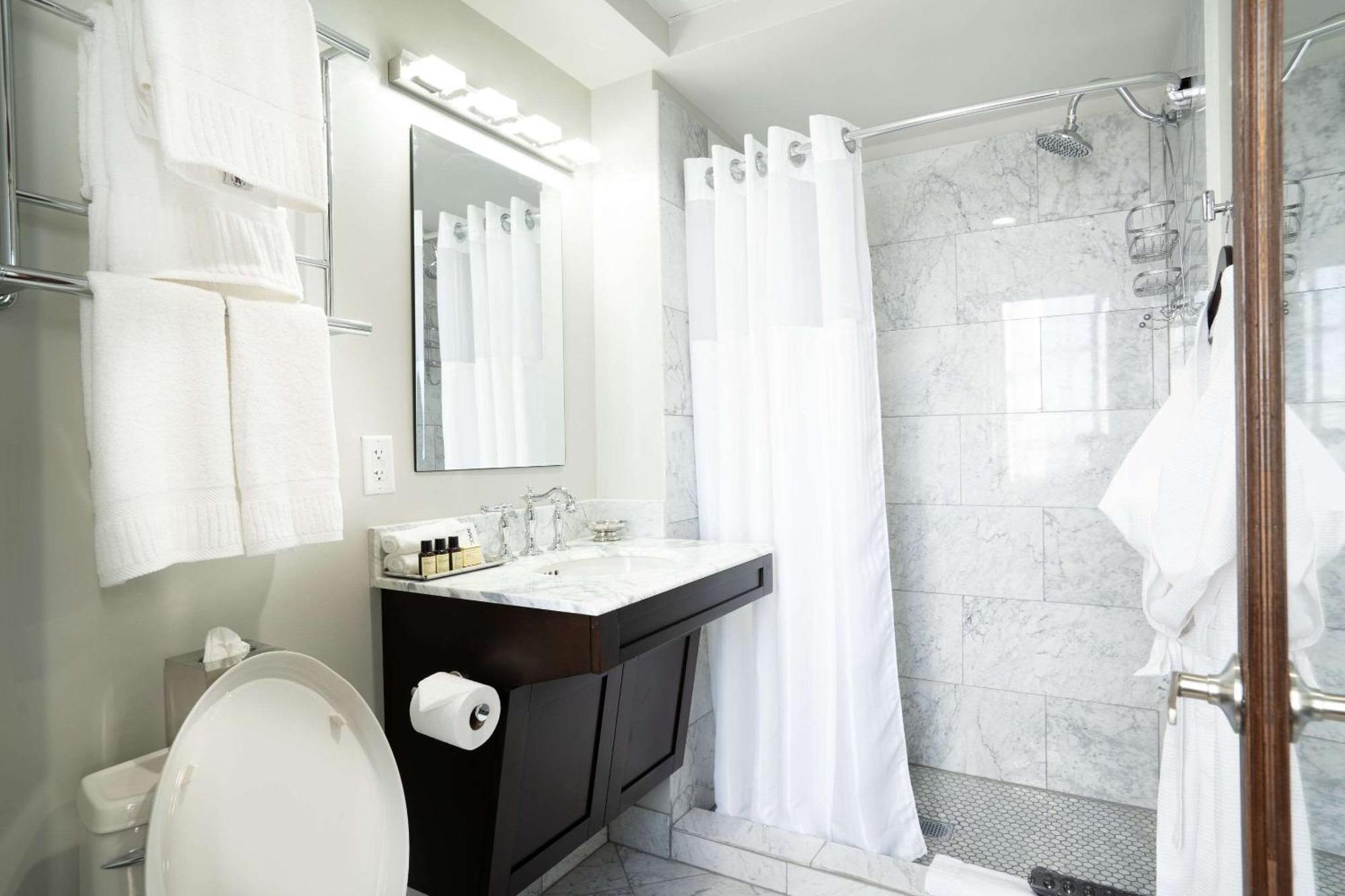 The Esquire Hotel Downtown Gastonia, Ascend Hotel Collection Eksteriør billede